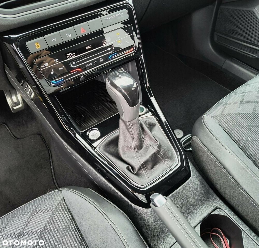 Volkswagen T-Cross - 20
