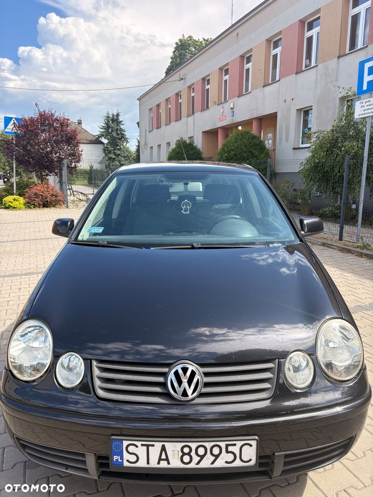 Volkswagen Polo 1.4 16V Basis - 16