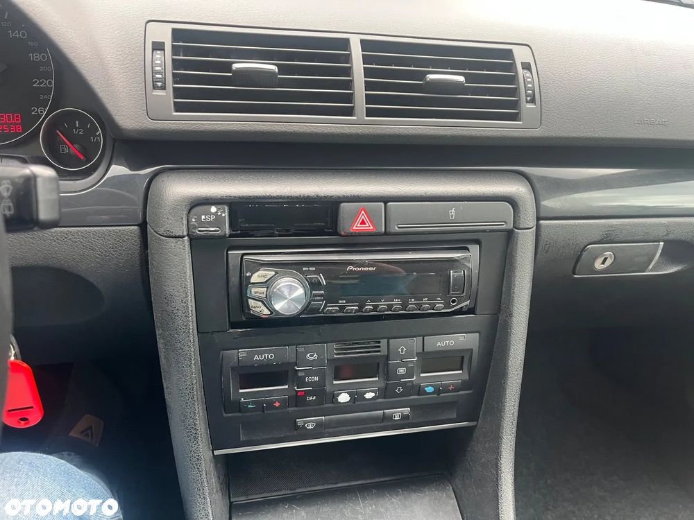 Audi A4 Avant - 19