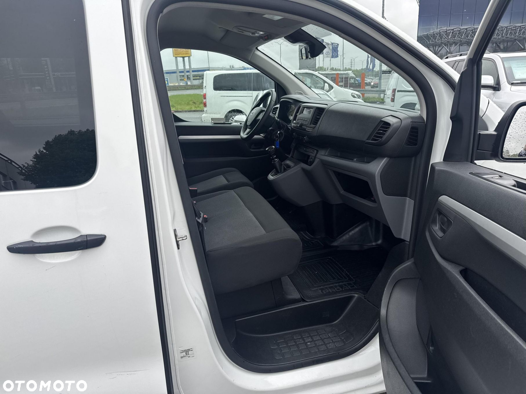 Toyota PROACE - 19