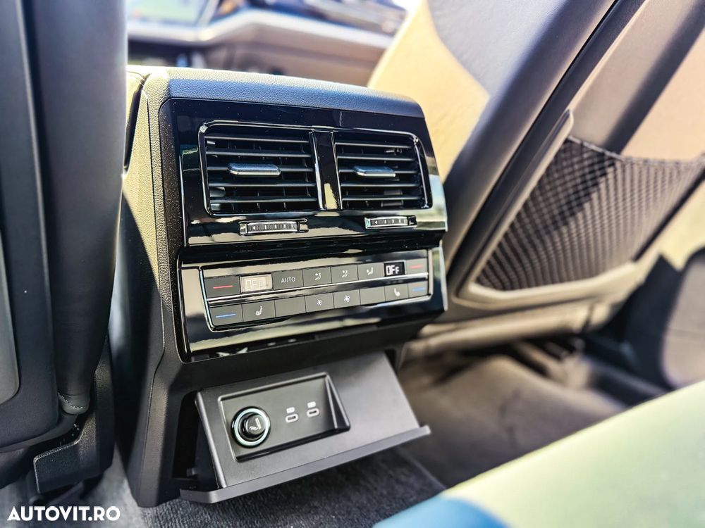 Volkswagen Touareg V6 TDI 4MOTION R-Line - 21
