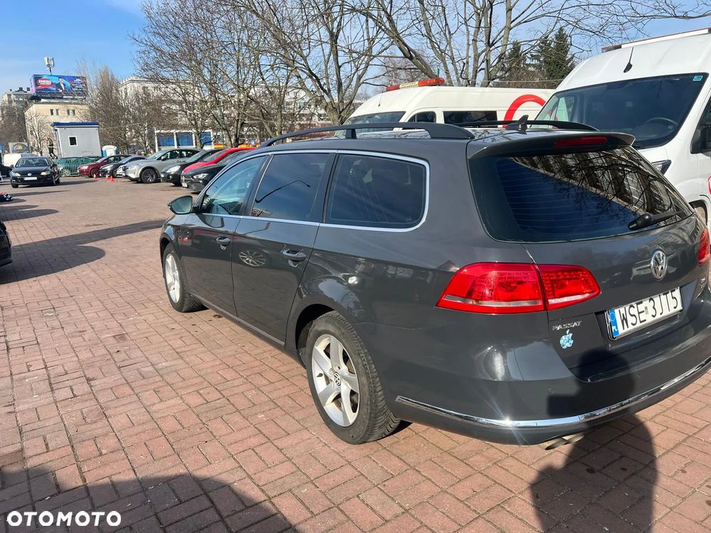 Volkswagen Passat 2.0 TDI Comfortline DSG - 6
