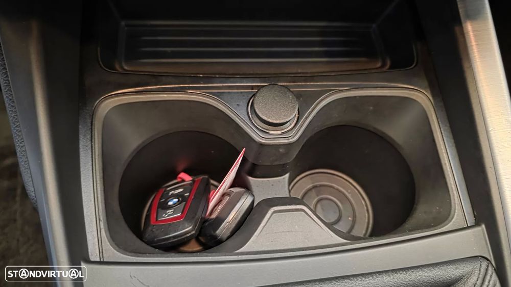 BMW 118 d Pack M - 45