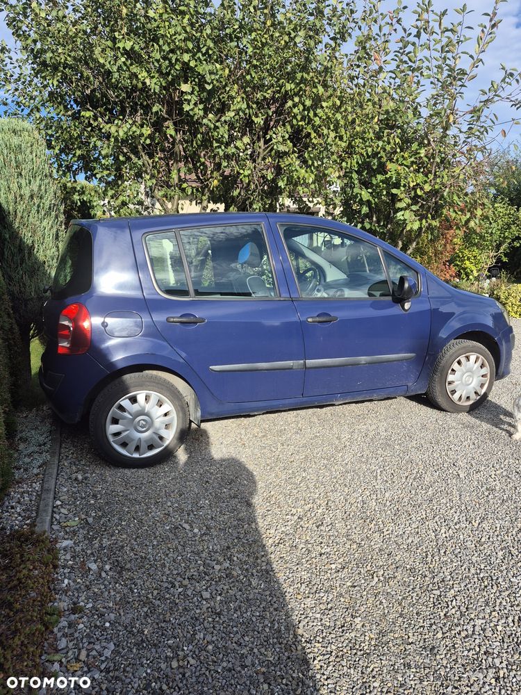Renault Modus 2008 photo 2