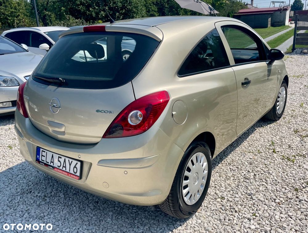 Opel Corsa 1.2 16V Edition - 9