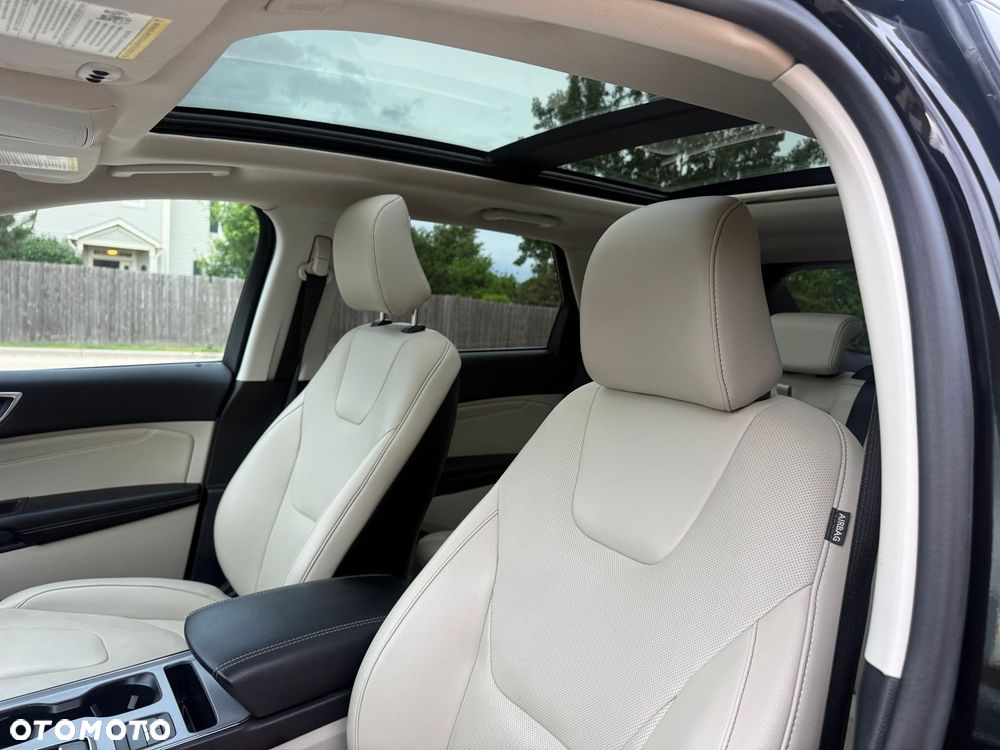 Ford Edge - 16