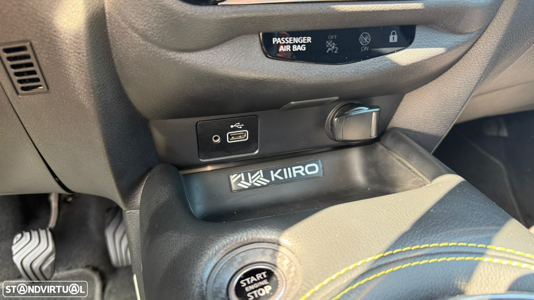 Nissan Juke 1.0 DIG-T Kiiro - 45