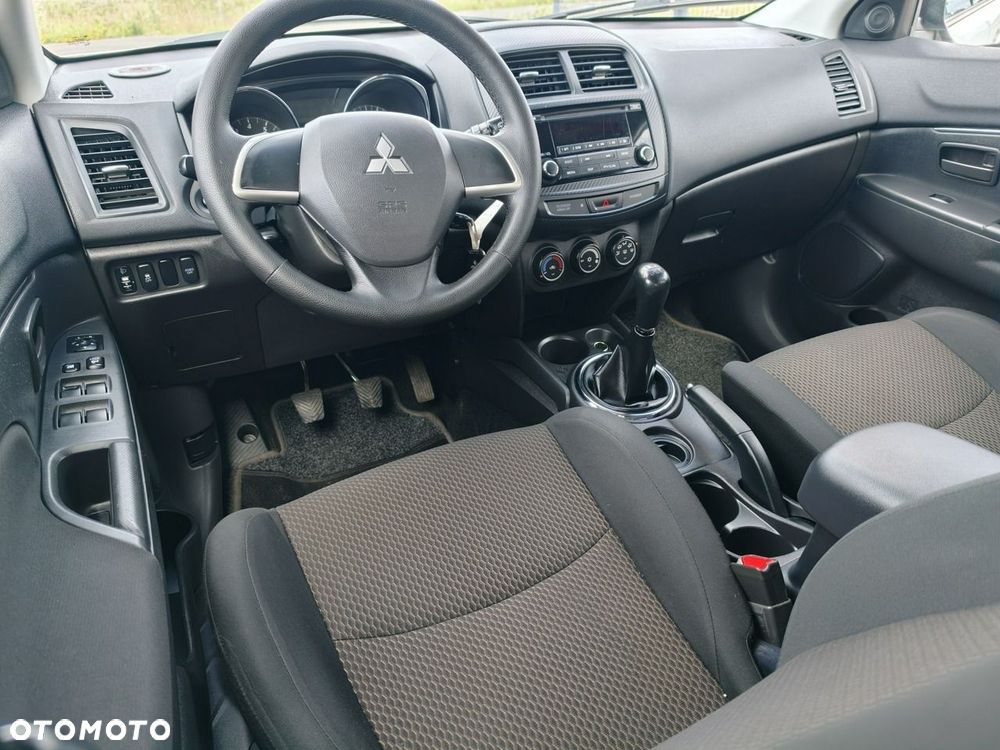 Mitsubishi ASX - 19