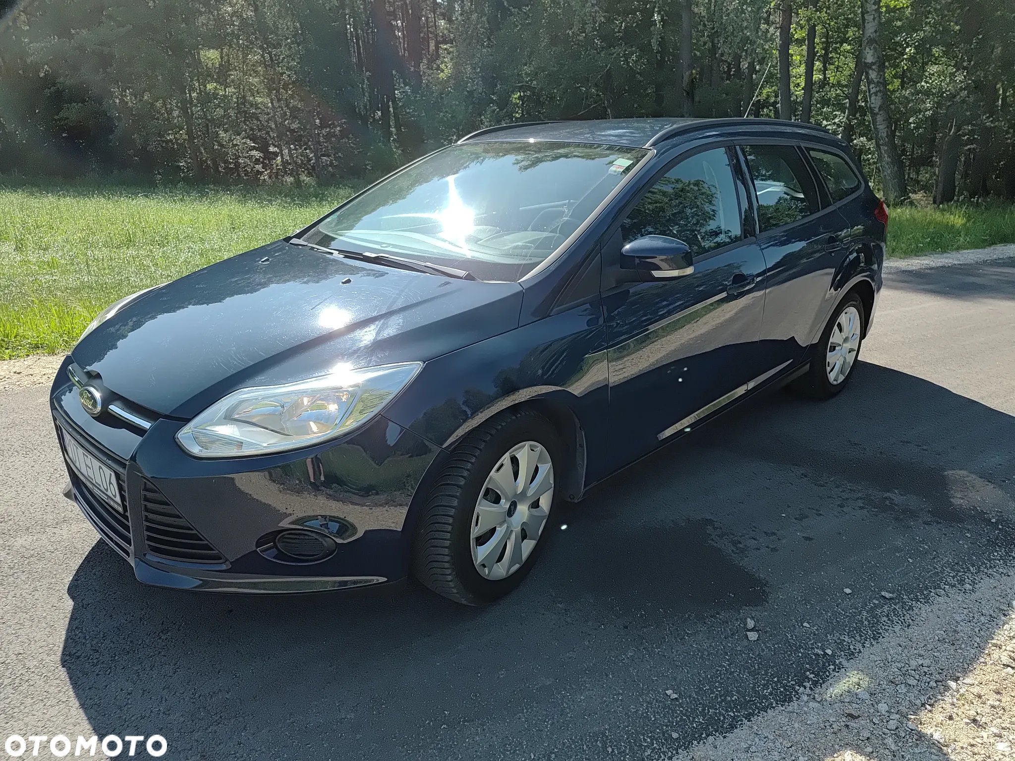 Ford Focus 1.6 Ambiente - 4