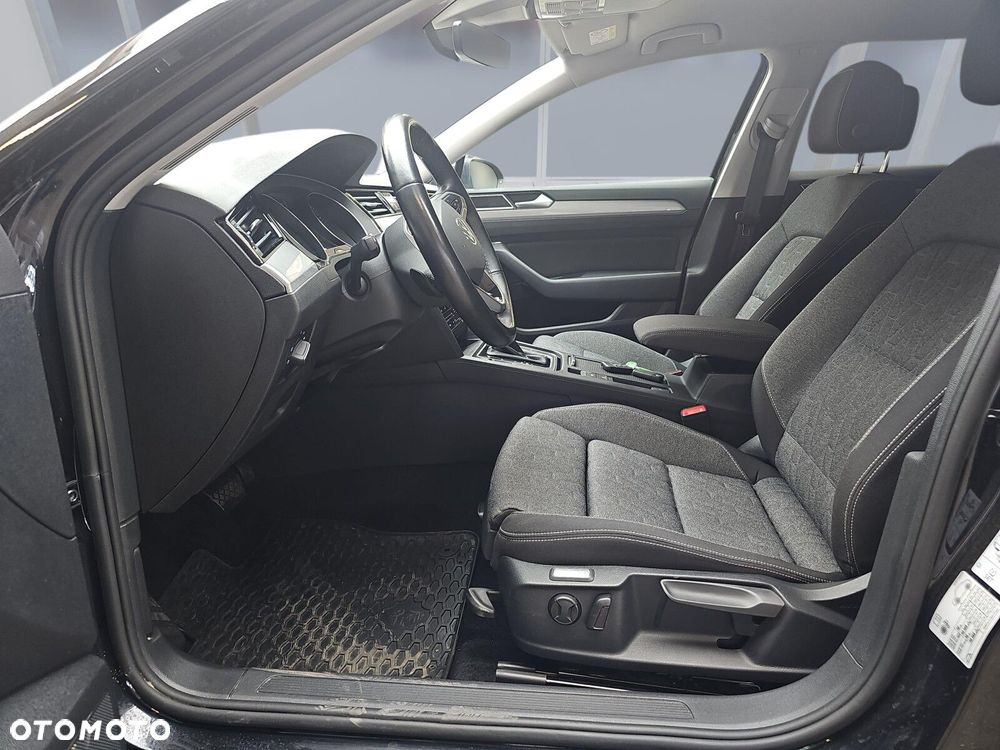 Volkswagen Passat Variant 1.5 TSI EVO Business DSG - 8