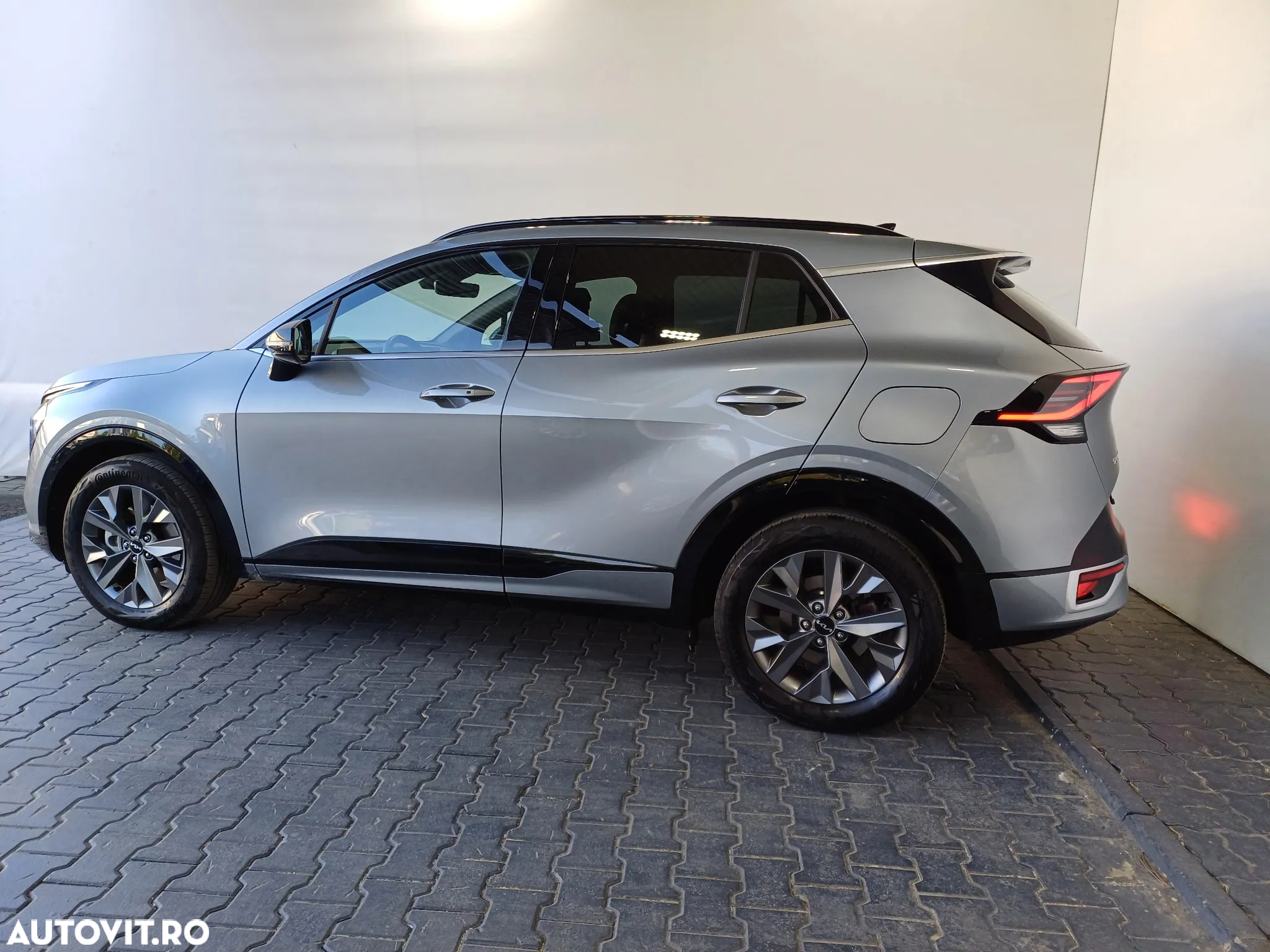 Kia Sportage 1.6 T-GDI HEV 6AT 4x4 GT Line - 3