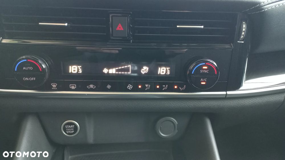 Nissan Qashqai 1.3 DIG-T N-Connecta EU6d - 34