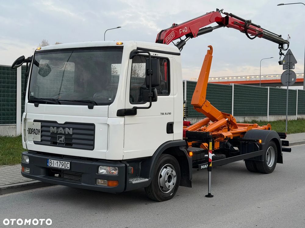 MAN TGL 8.180 // Hakowiec + HDS FASSI F40 // - 1