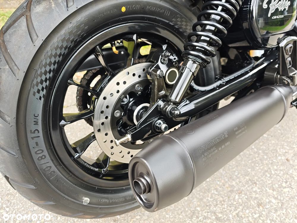 Hyosung GV - 11