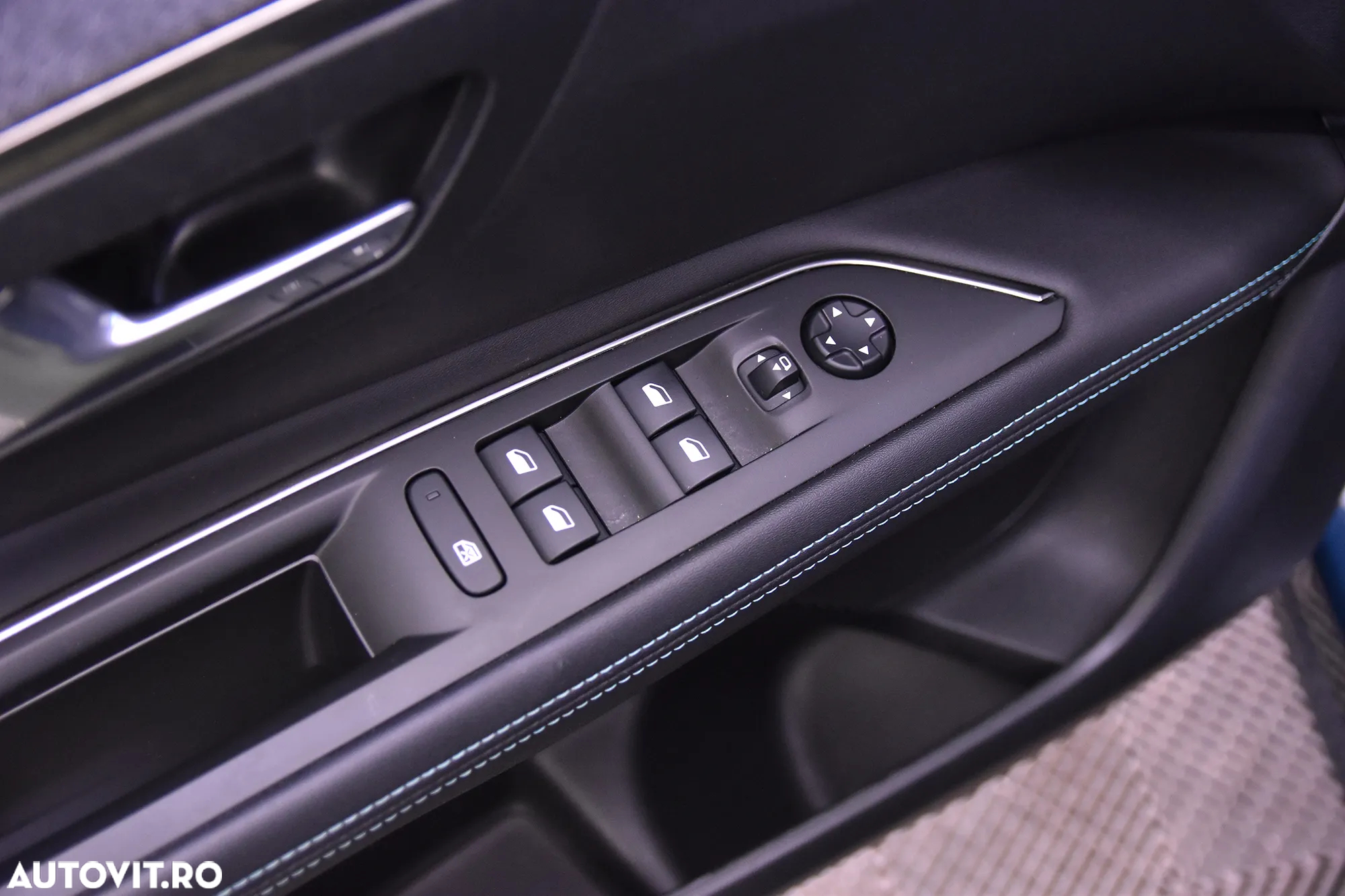 Peugeot 3008 PHEV EAT8 Allure - 14