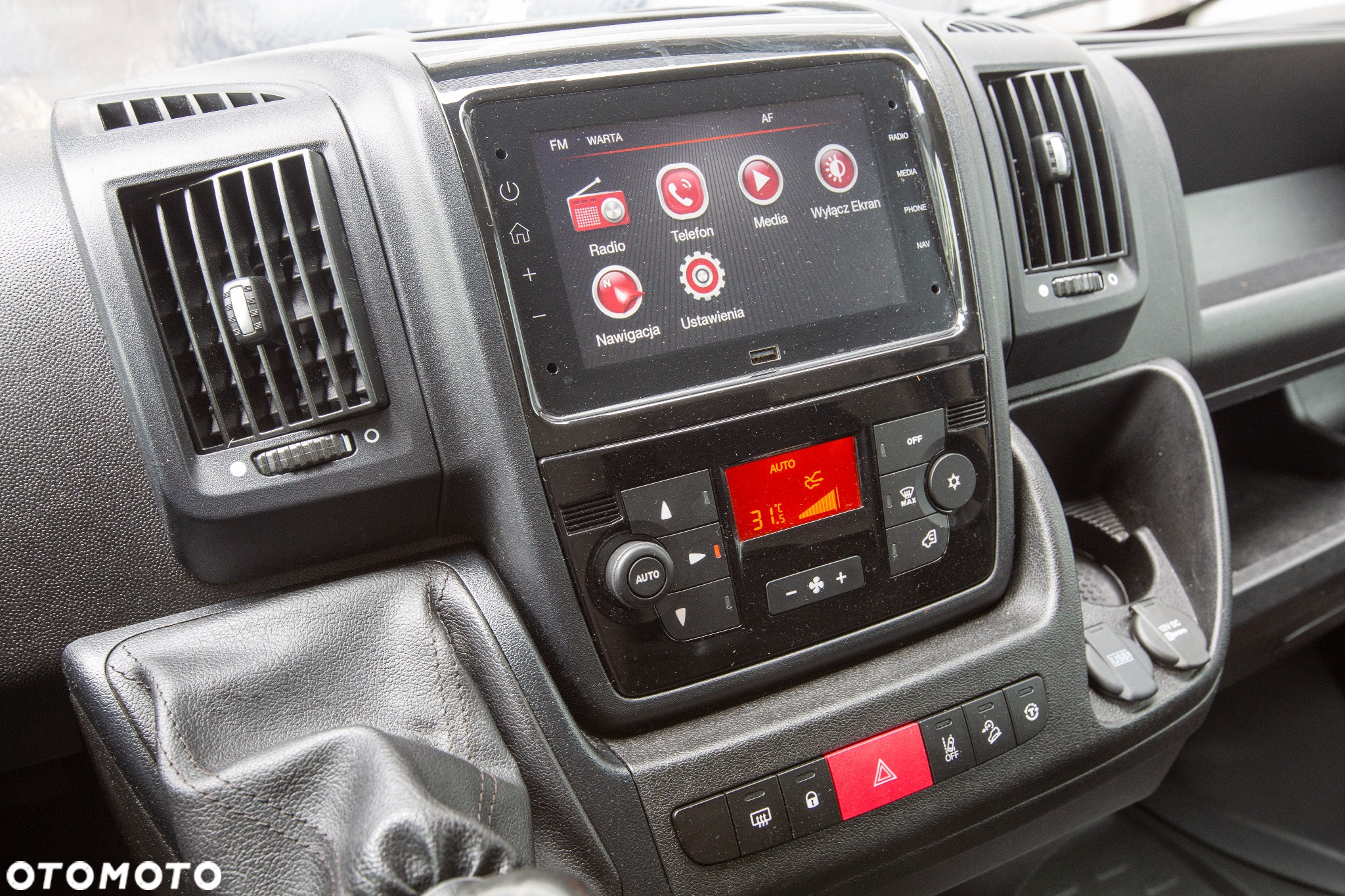 Fiat Ducato 2.3 L2H2 *ŚREDNI* Professional - 10