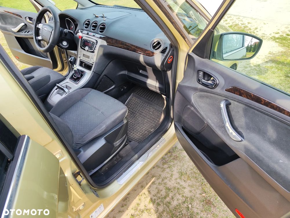 Ford Galaxy 2.0 TDCi Ghia - 6