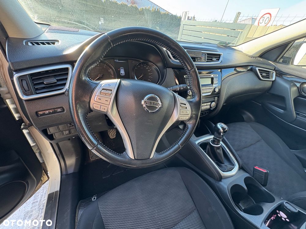 Nissan Qashqai 1.2 DIG-T Acenta EU6 - 7