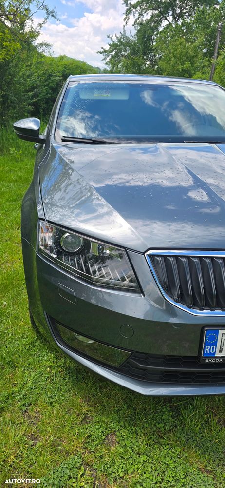 Skoda Octavia 2.0 TDI Style - 9
