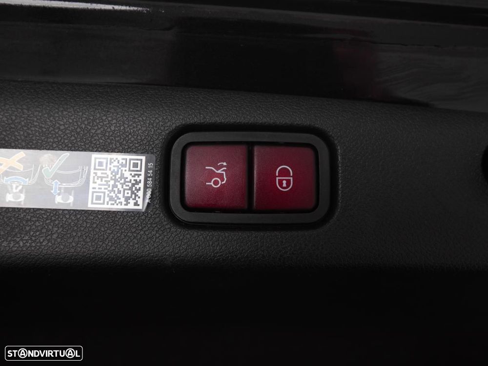 Mercedes-Benz E 300 de - 14