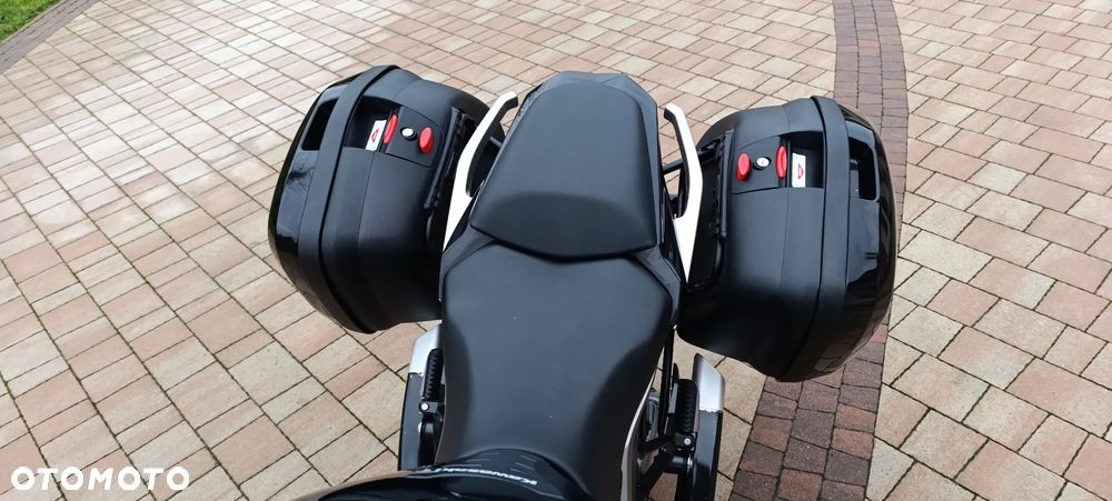 Kawasaki Ninja 1000 SX - 10