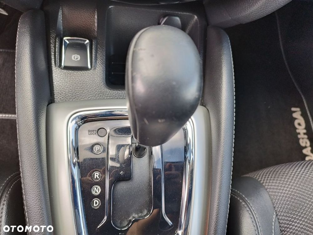 Nissan Qashqai 1.6 DCi Visia Xtronic EU6 - 18