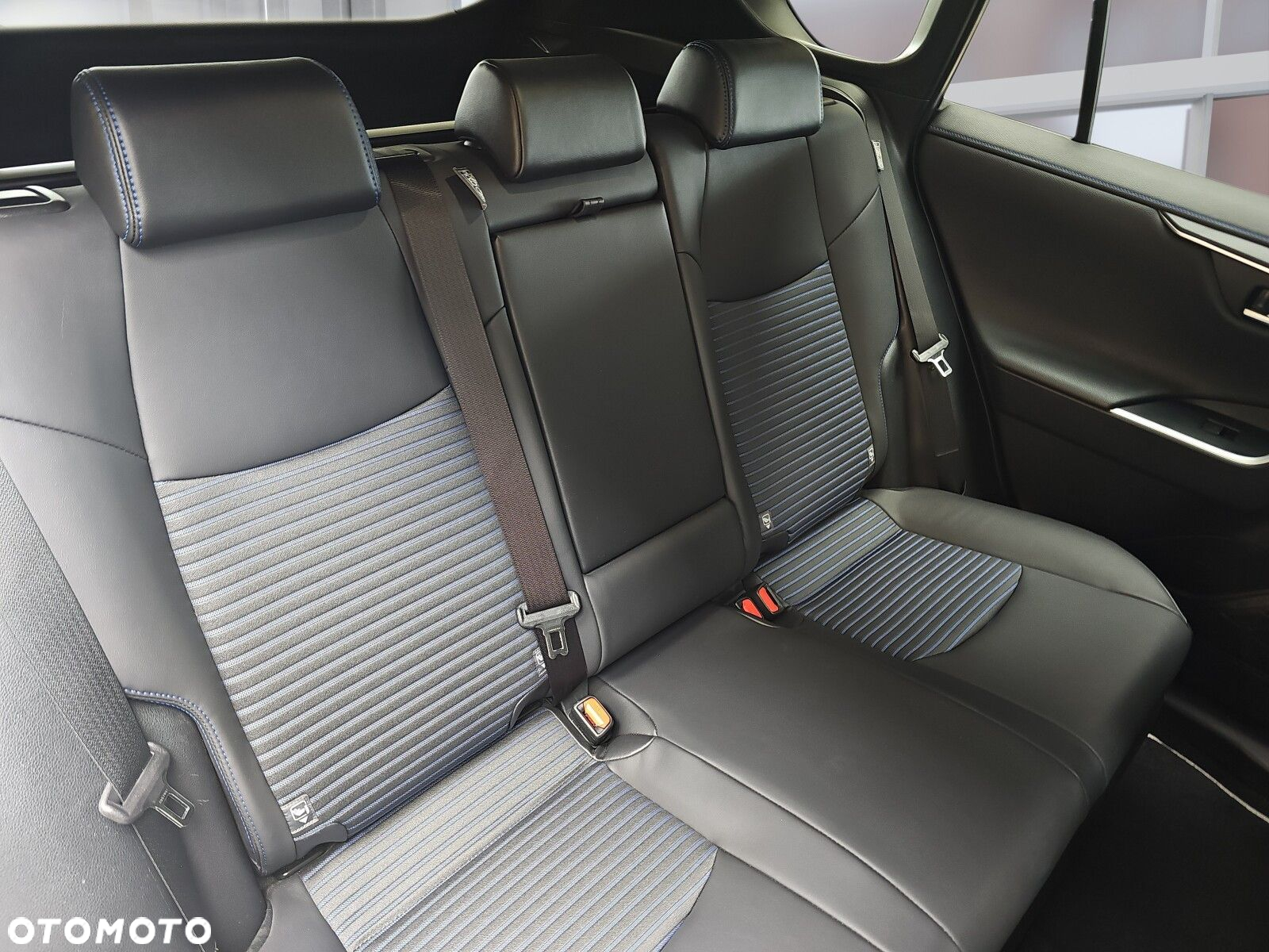 Toyota RAV4 2.5 Hybrid Selection 4x4 - 15