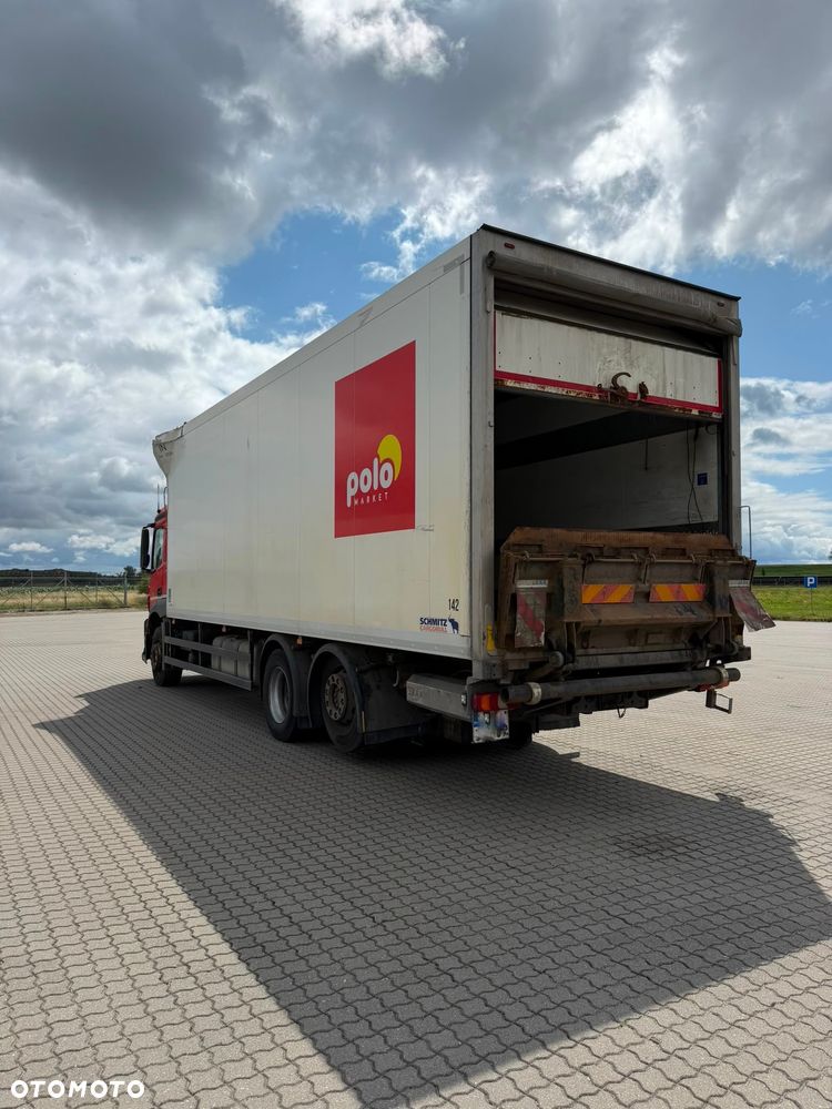 Mercedes-Benz Actros - 3
