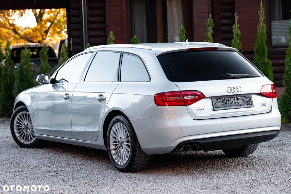 Audi A4 Avant 2.0 TDI Quattro - 9