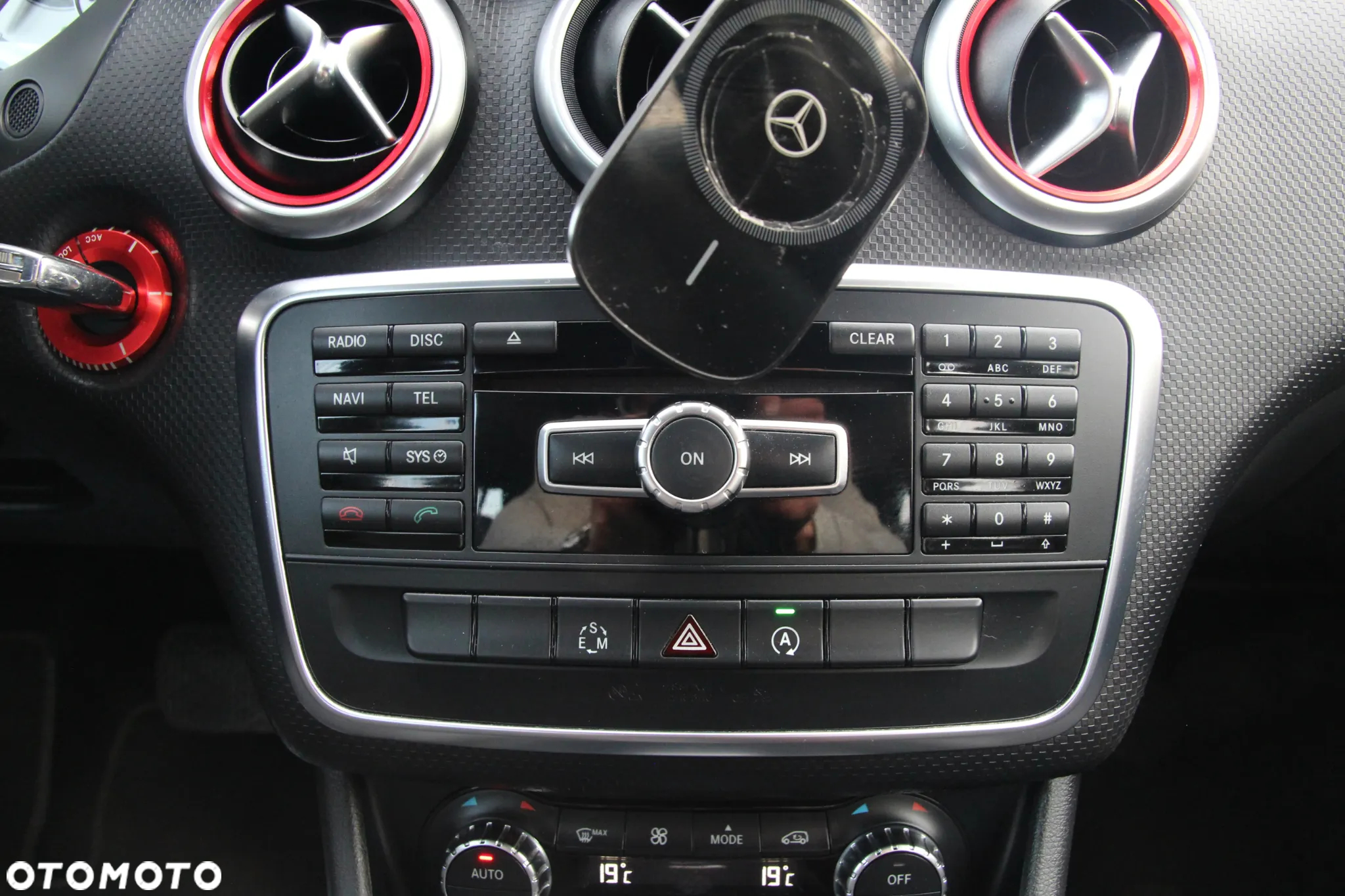 Mercedes-Benz Klasa A 180 d 7G-DCT AMG Line - 35