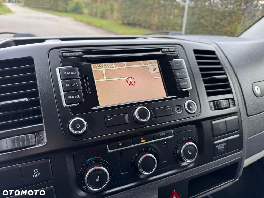 Volkswagen TRANSPORTER T5 - 19