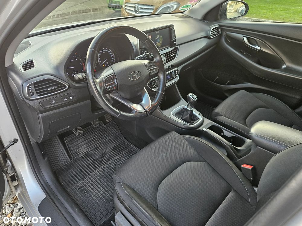 Hyundai i30 1.6 CRDI Intro Edition - 34