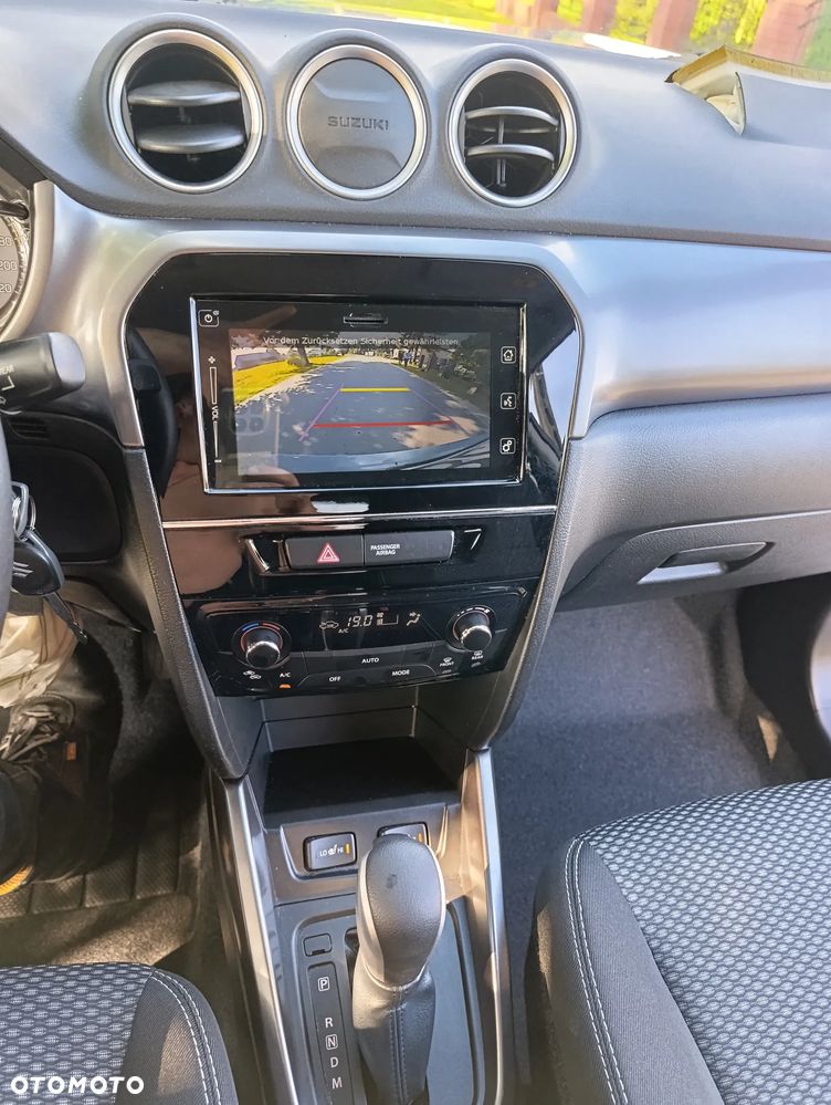 Suzuki Vitara 1.0 Boosterjet Allgrip Comfort - 17