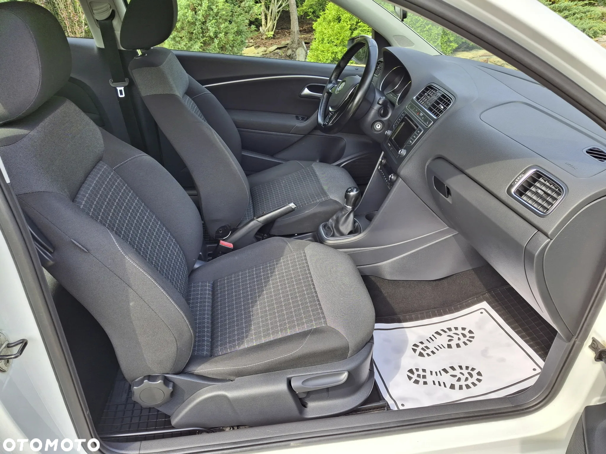 Volkswagen Polo 1.4 TDI (Blue Motion Technology) Highline - 16