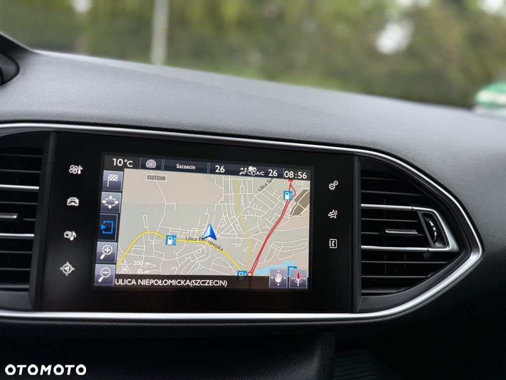 Peugeot 308 BlueHDi 150 EAT6 Stop & Start Allure - 24