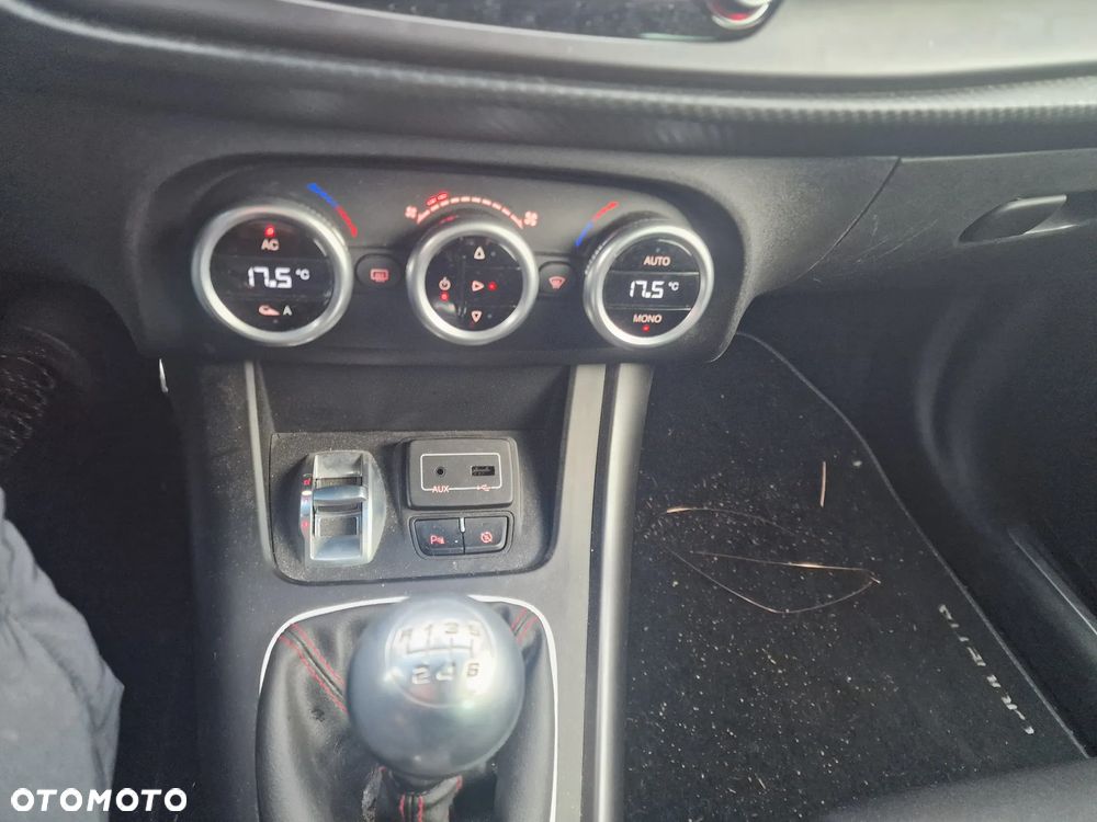 Alfa Romeo Giulietta 1.4 TB 16V Multiair Super - 5