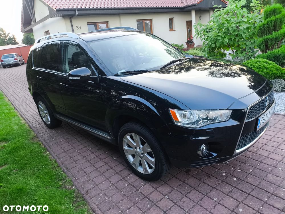 Mitsubishi Outlander 2.0 DID Instyle - 3