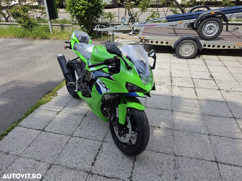 Kawasaki ZX-6R Ninja KRT Edition - 5