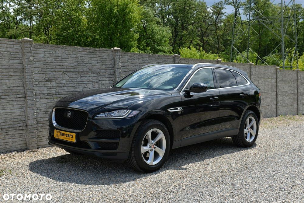 Jaguar F-Pace - 1
