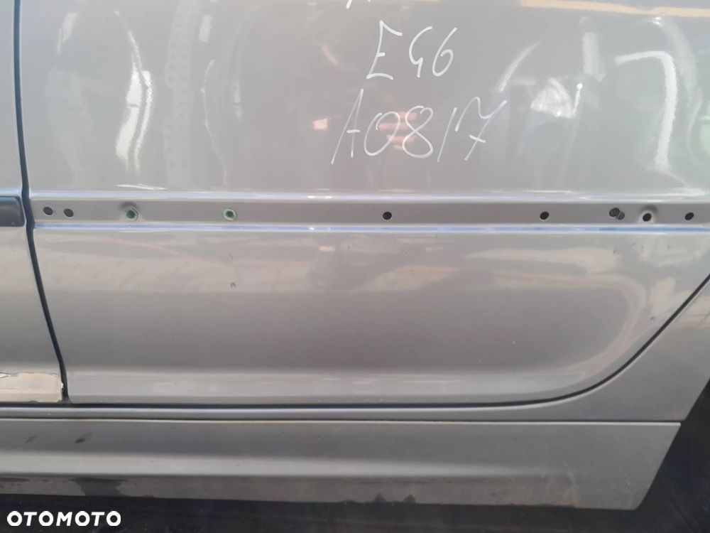 BMW E46 TOURING DRZWI LEWE TYLNE LEWY TYŁ KOLOR: A08/7 - 4