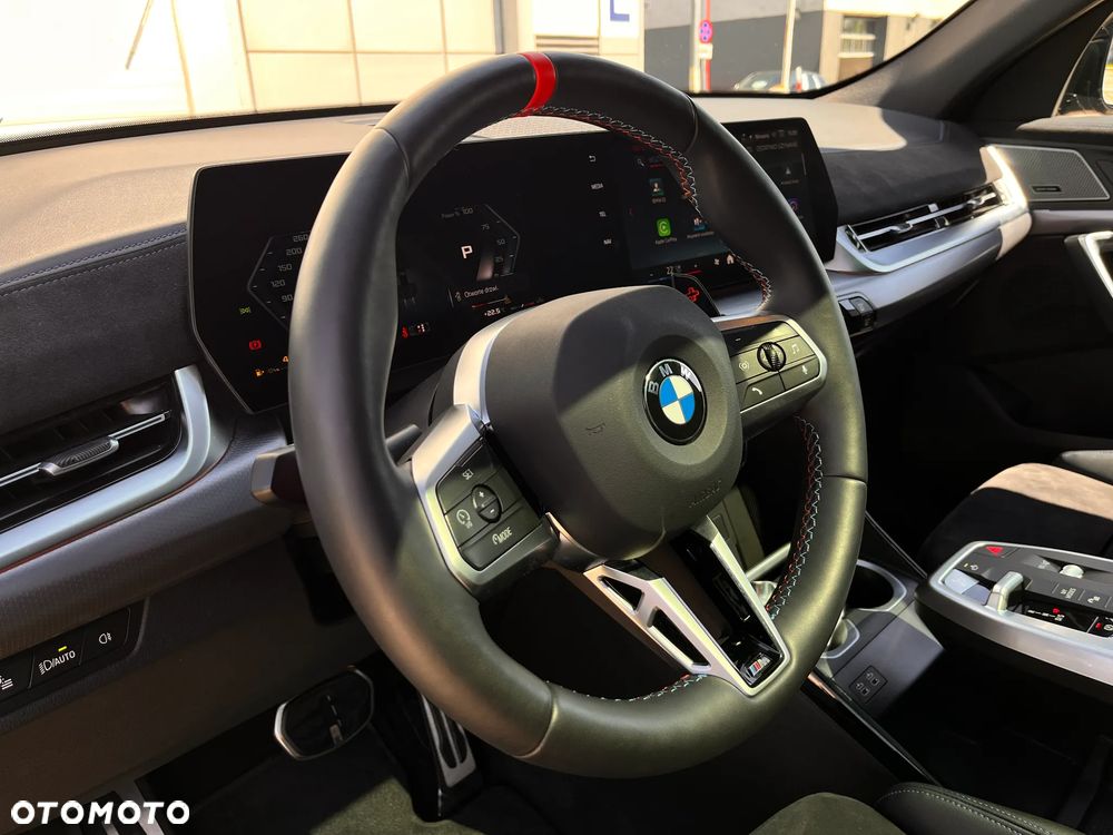 BMW X2 - 24
