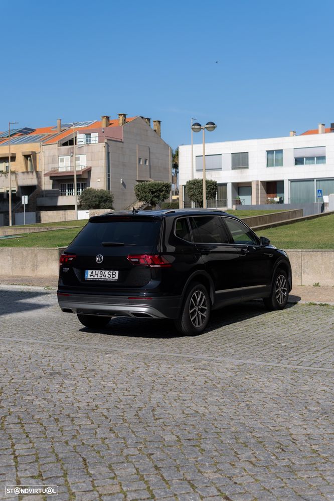 VW Tiguan Allspace 2.0 TDI Confortline DSG - 9