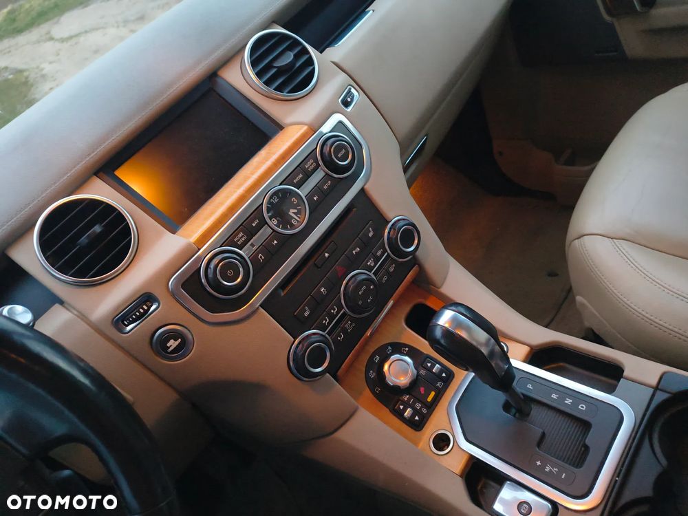 Land Rover Discovery 5.0 V8 HSE - 17