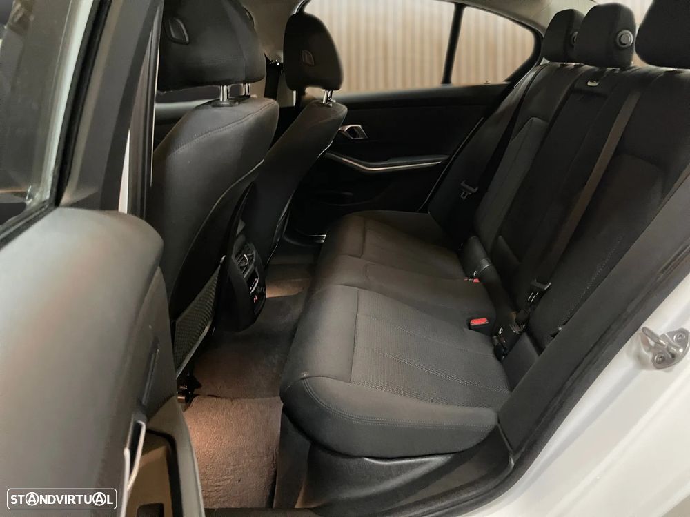 BMW 330 e Corporate Edition Auto - 19