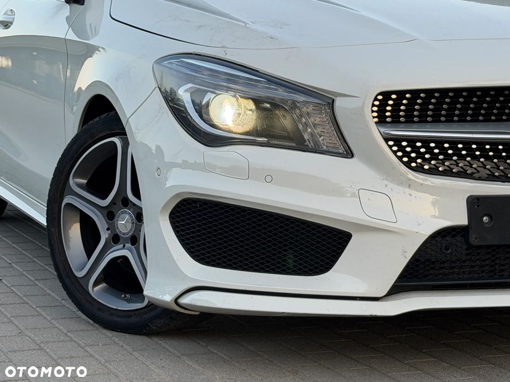 Mercedes-Benz CLA 200 d 4Matic 7G-DCT AMG Line - 28