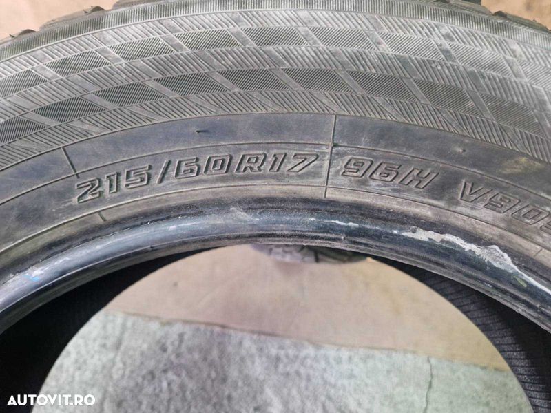 2 Yokohama R17 215/60 Anvelope de iarnă DOT1319 - 6