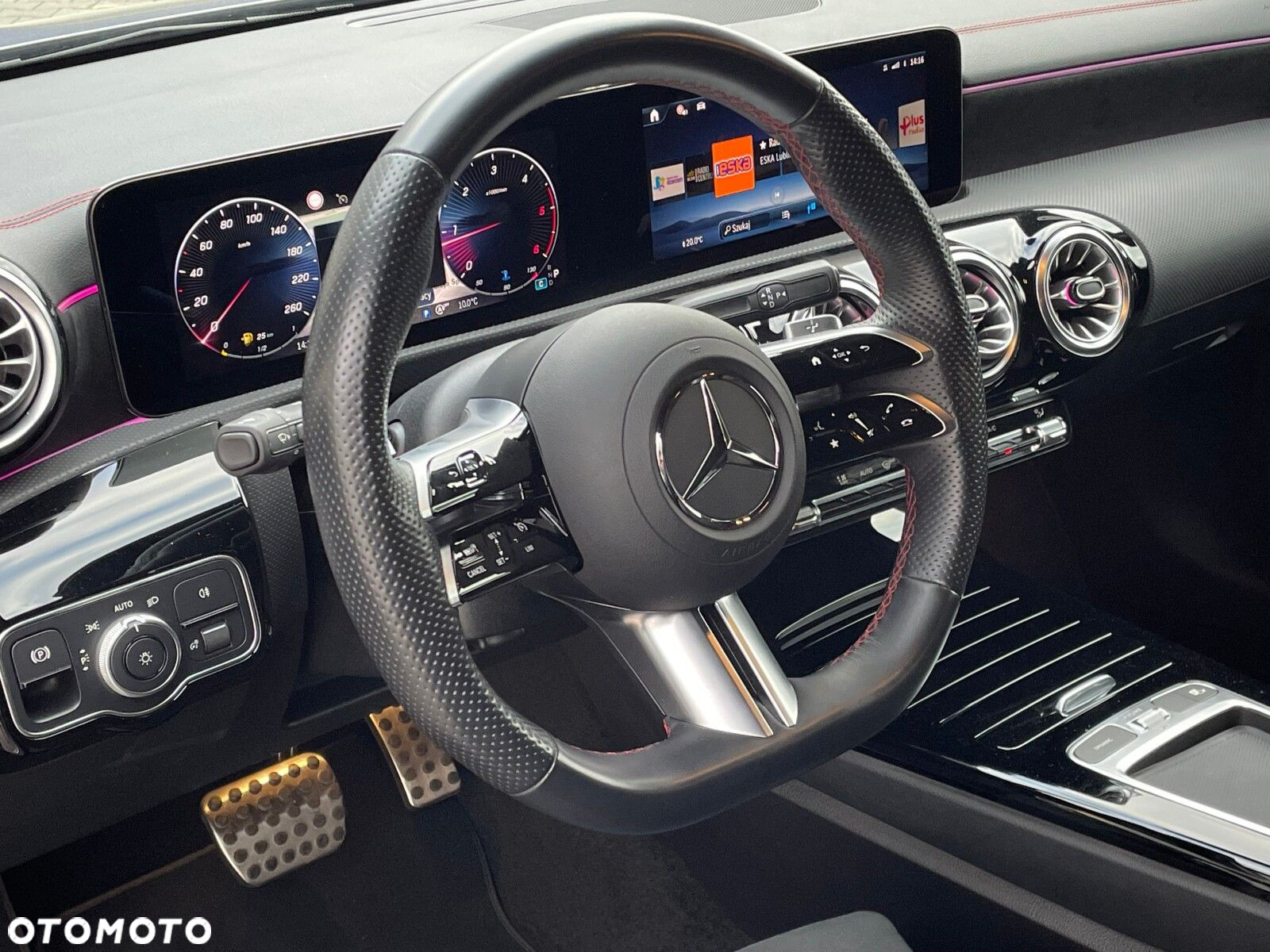 Mercedes-Benz CLA 200 d AMG Line 8G-DCT - 17
