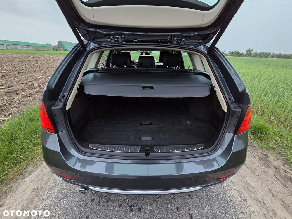 BMW Seria 3 320d Efficient Dynamics - 9