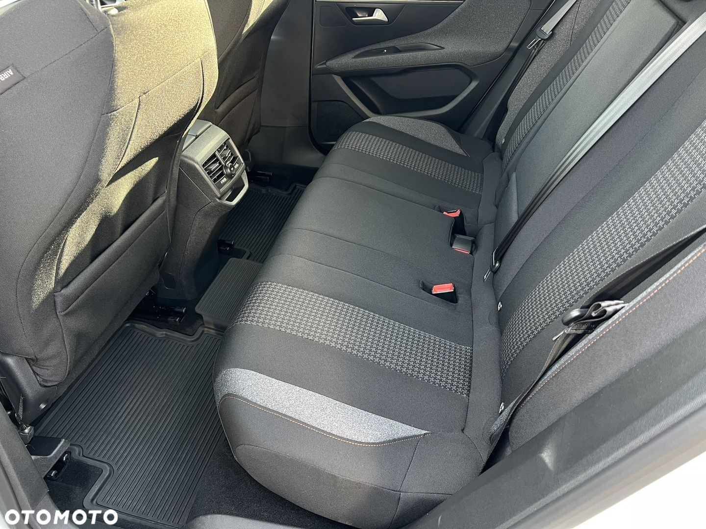 Peugeot 3008 - 25