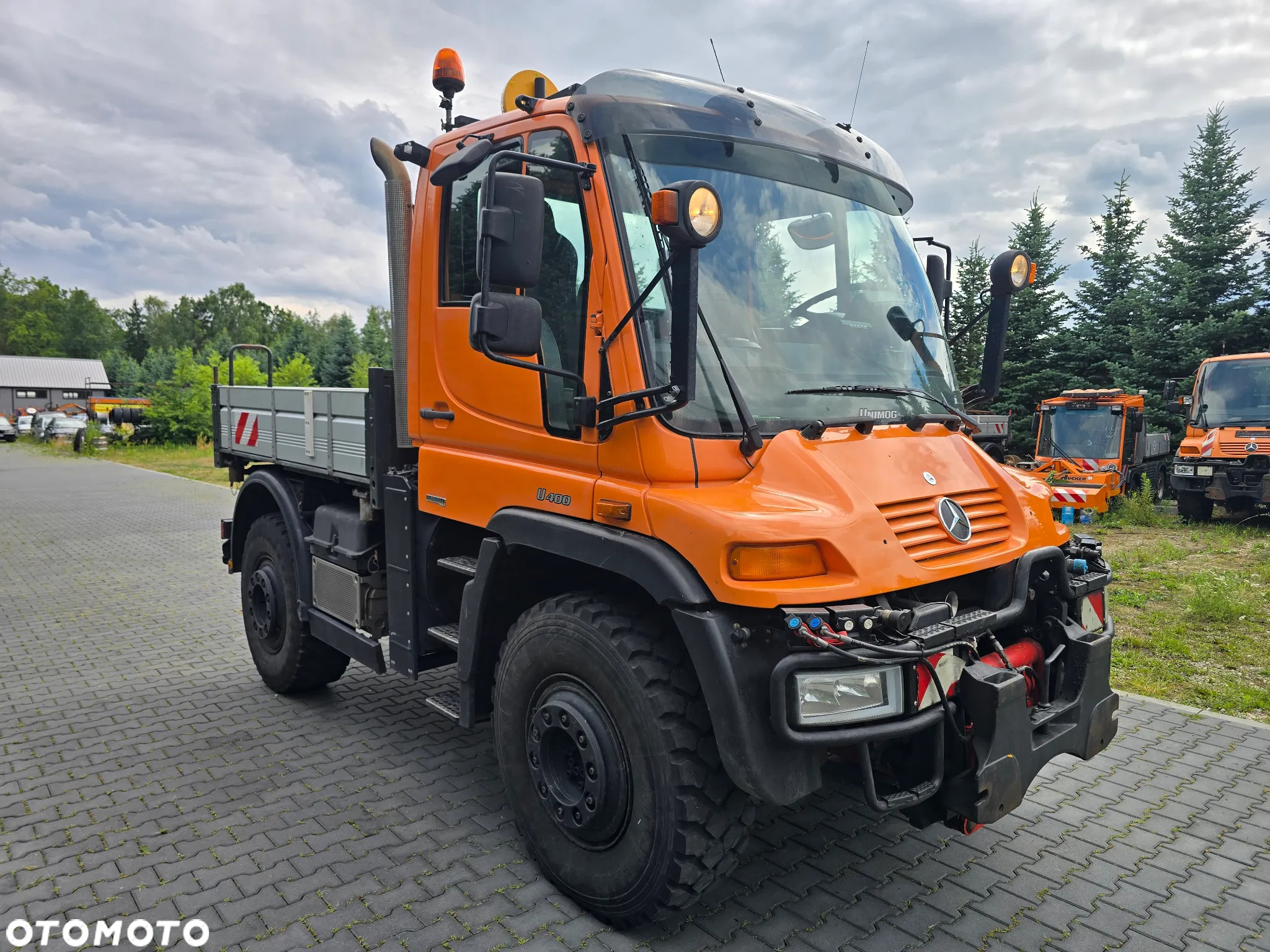 Unimog U400 - 3